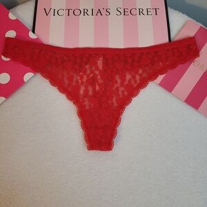 Y2K Victoria's Secret Signature Heart Lace Thong Panty Size Lg Red